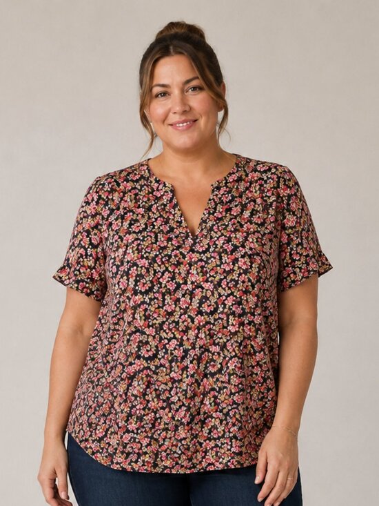 Maurices Tops - Maurices Women’s XL Black Pink Ditsy Floral V Neck Blouse Short Sleeve